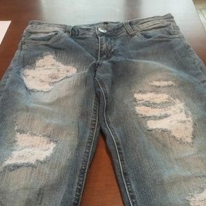 Kut from the kloth SWEDE Boyfriend Distressed Jean